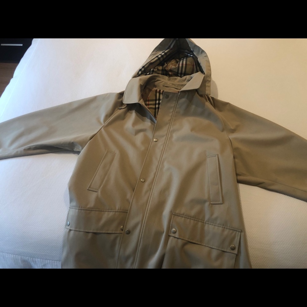 Burberry men’s trench coat
